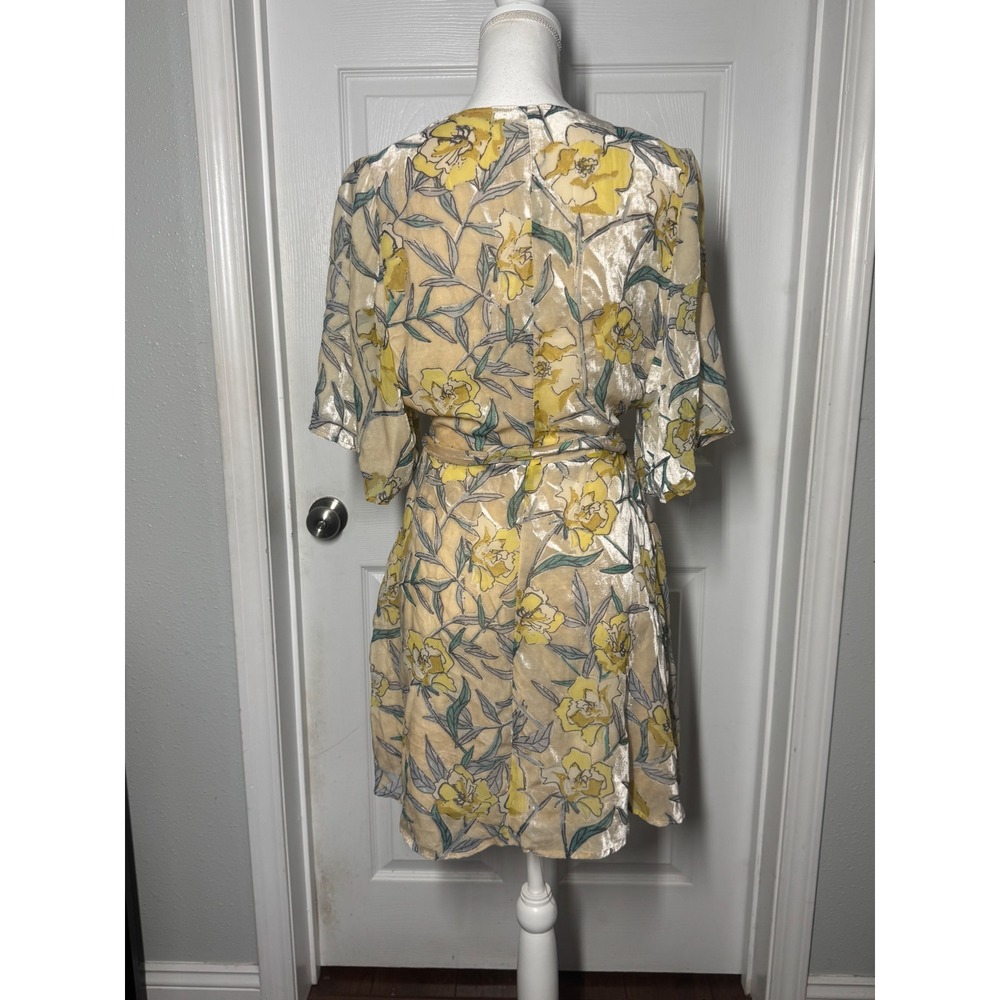 Karlie Wrap Dress S Yellow Floral Crushed Velvet Flutter Sleeve V-Neck Excellent - Picture 5 of 8